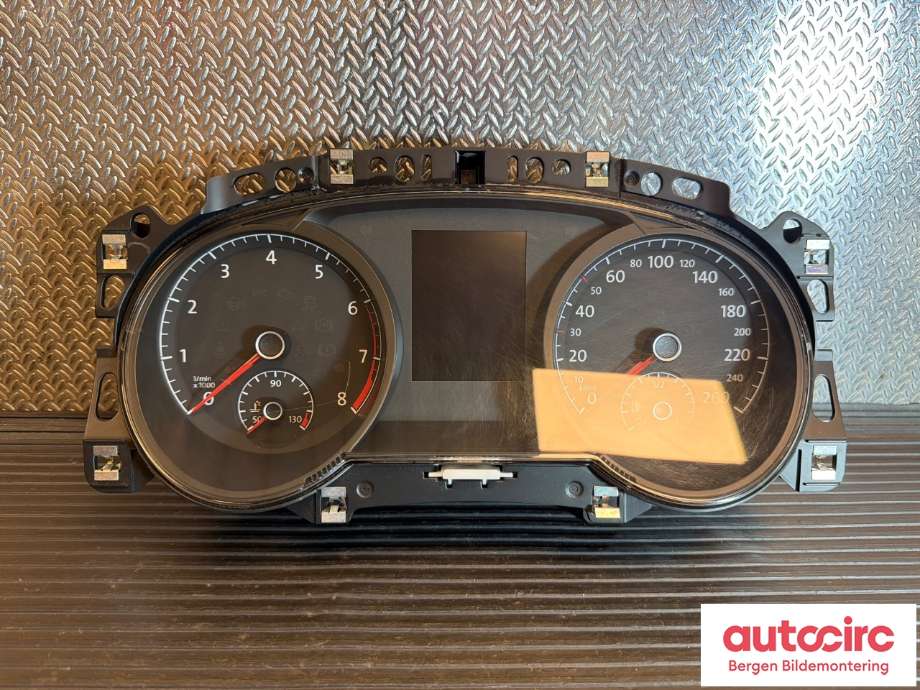 Instrumentpanel til VW Golf Sportsvan, 2014-2018 (VOLKSWAGEN|517 920 750)