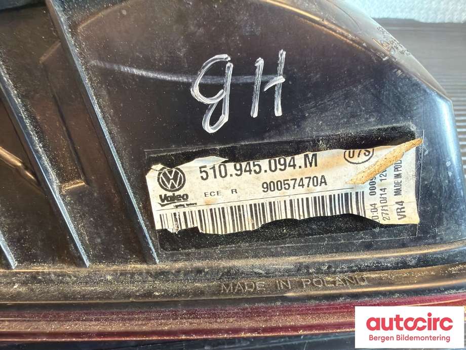 Baklykt høyre indre til VW Golf Sportsvan 2014-2018 (VOLKSWAGEN|510 945 094 M|)