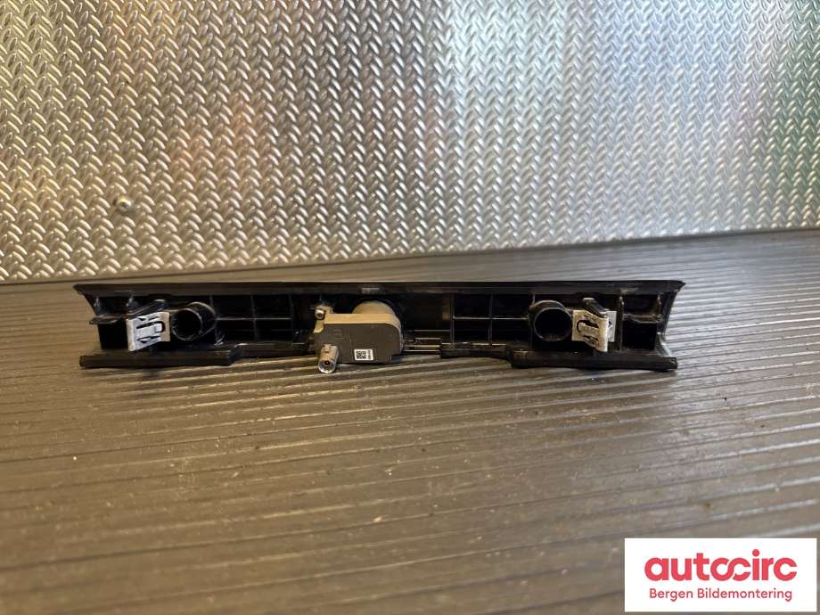 Kamera til Tesla Model Y 2021-2024 (Type I) (TESLA|1637039-00-C|)