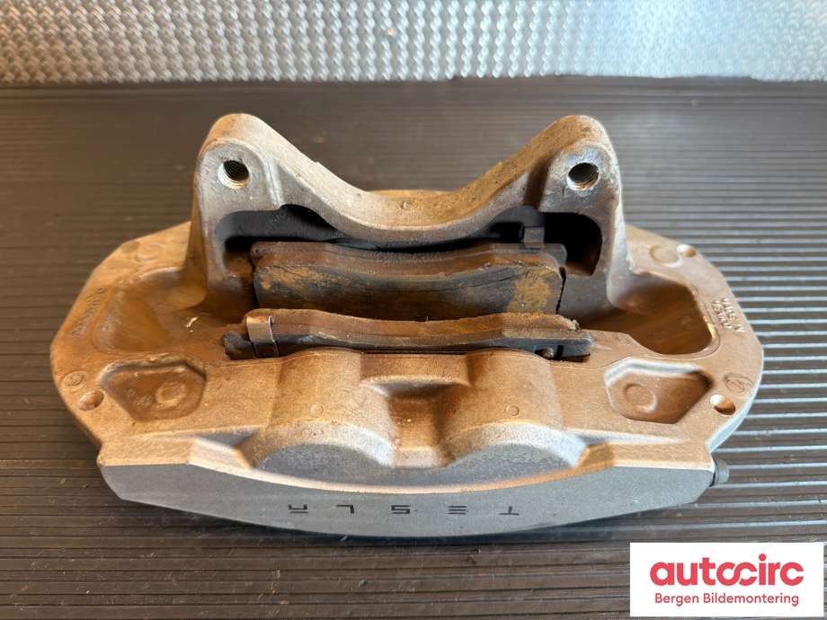 Bremsecaliper venstre foran til Tesla Model 3 2018-2023 (Fase 1)  (TESLA|1044621-00-D|)