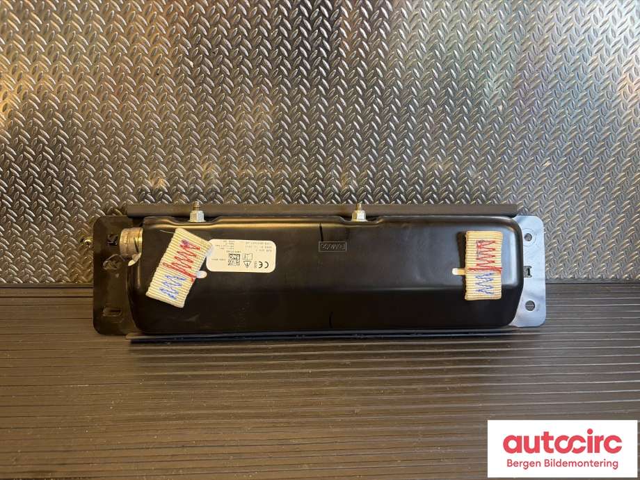 Airbag kne til Ford Mustang Mach-e 2020-->> (FORD (US)|2678324|)