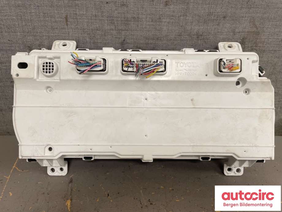 Speedometer til Toyota Hilux 2016-2020  (TOYOTA|83800FC570|83800-FC570-H)