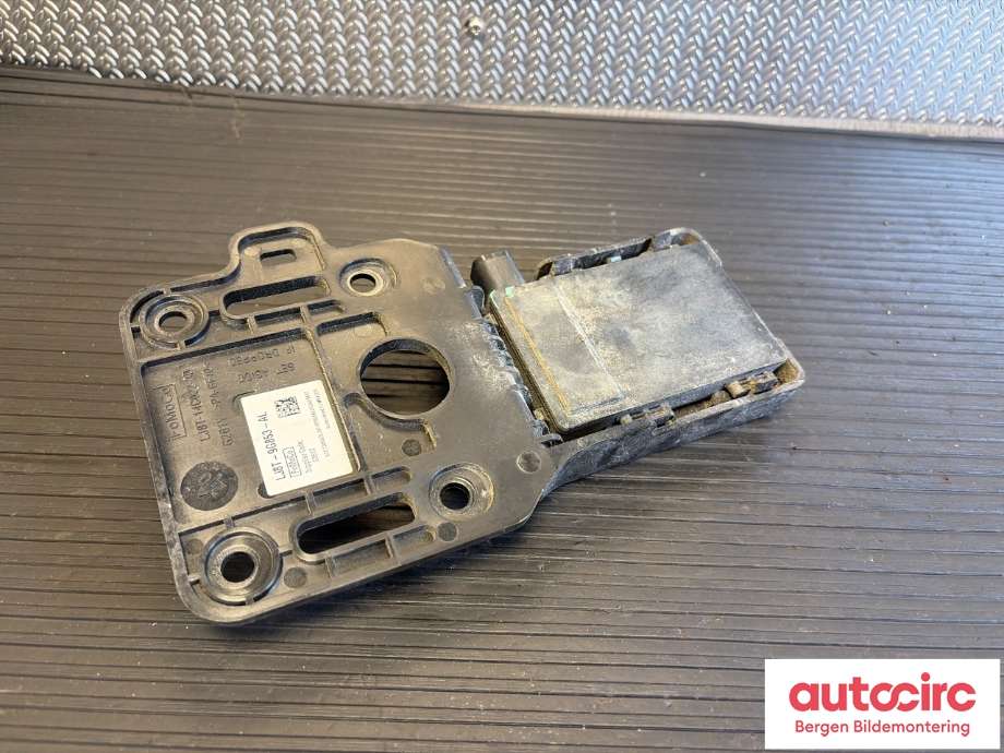 Sensor radar til Ford Mustang Mach-e 2020-->> (FORD (US)|2598574|)