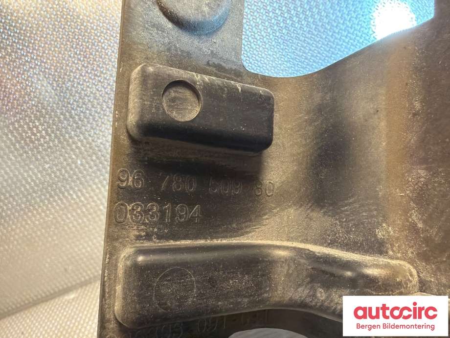 Diverse deler til Peugeot 2008 2013-2019 (Type I)  (PEUGEOT|96 780 509 80|)