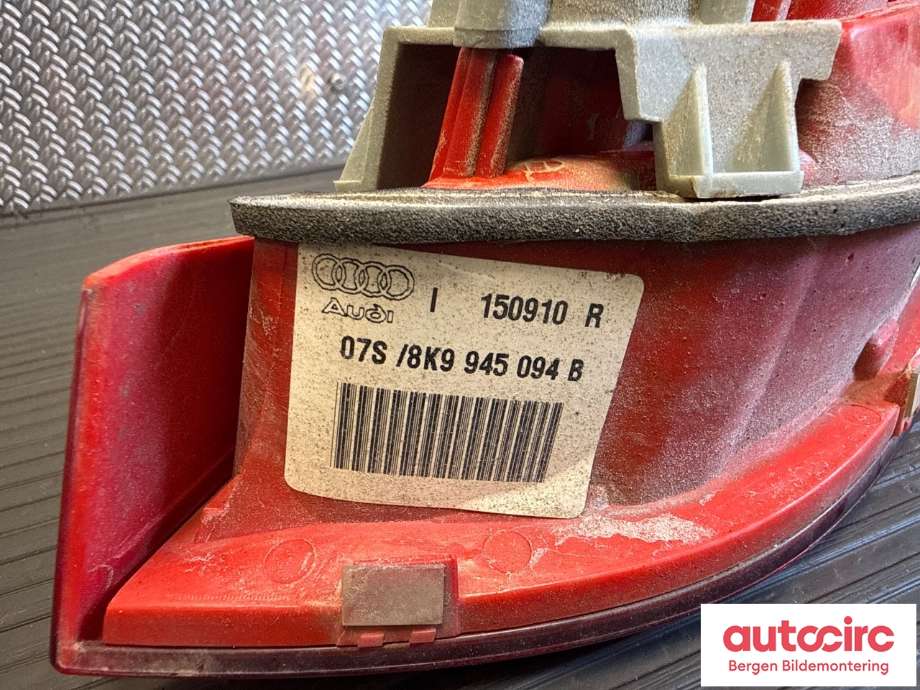 Baklykt høyre indre til Audi A4 2007-2014 (Type IV) (B8) (B8) (AUDI|8K9 945 094 B|)