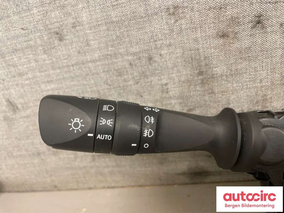 Bryter combi til Toyota Hilux 2016-2020  (TOYOTA|841400K650|8465206260|17J290)
