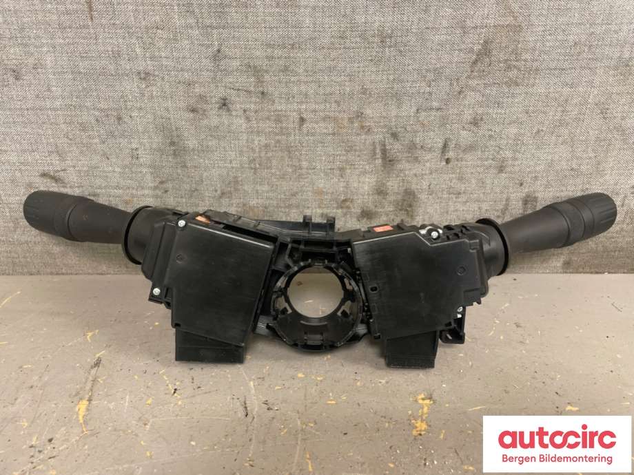Bryter combi til Toyota Hilux 2016-2020  (TOYOTA|841400K650|8465206260|17J290)
