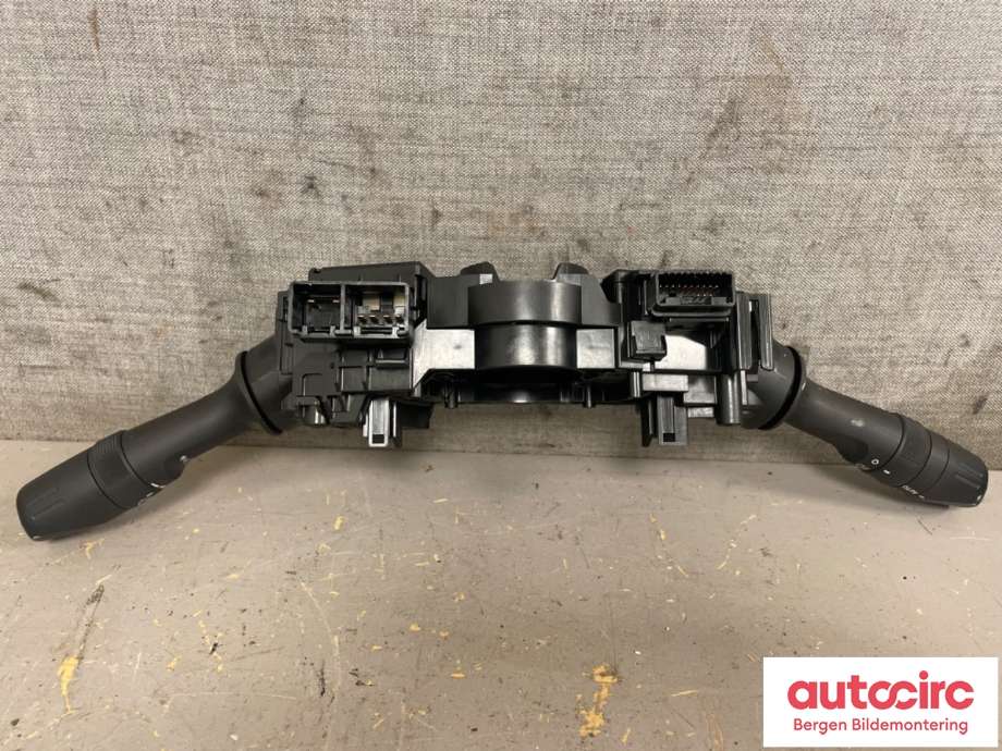 Bryter combi til Toyota Hilux 2016-2020  (TOYOTA|841400K650|8465206260|17J290)