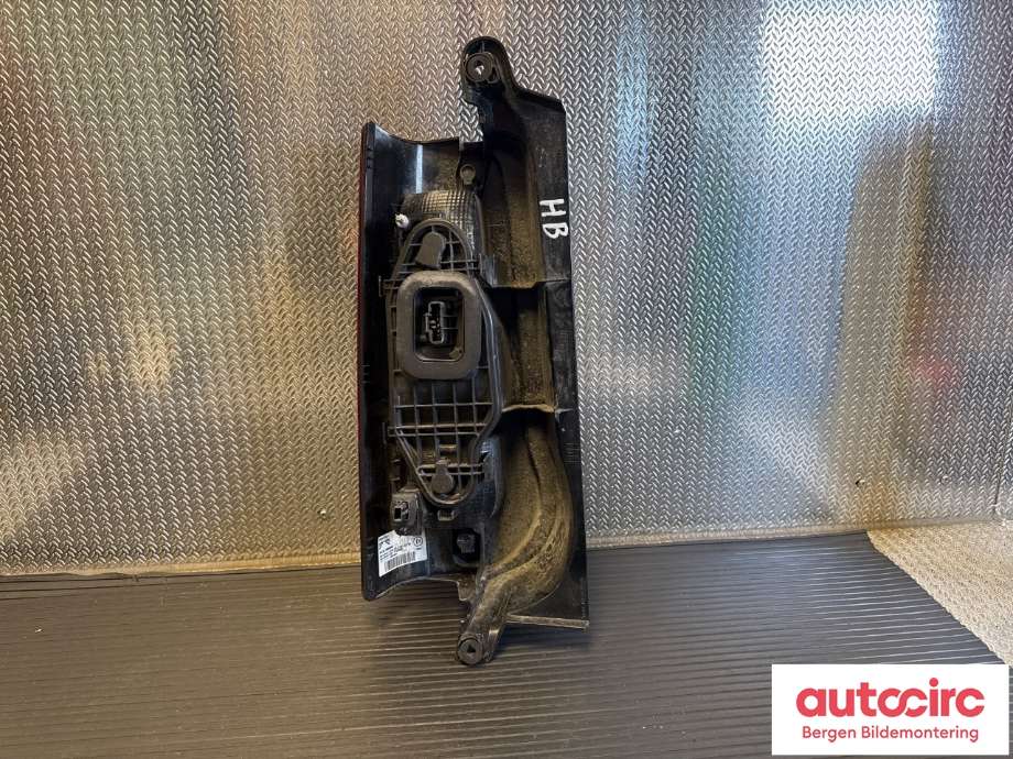 Baklykt høyre til Peugeot Partner 2019-->> (Type III)  (PEUGEOT|98 205 548 80|)
