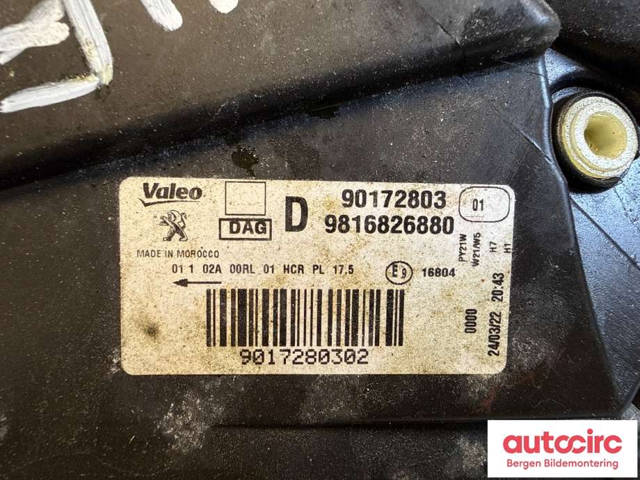 Frontlykt høyre halogen til Peugeot Partner 2019-->> (Type III) (PEUGEOT|98 168 268 80|)