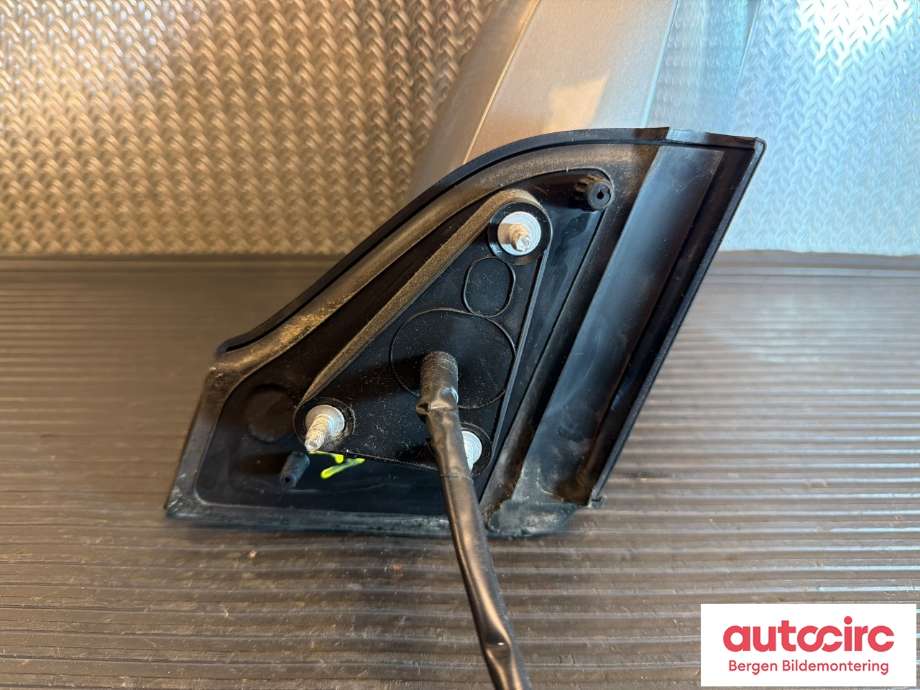 Speil høyre til Nissan NV200 2010-2019  (NISSAN|96301BE10D|)