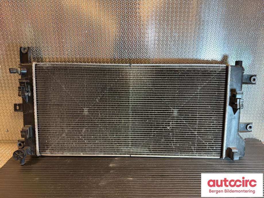 Radiator (automat gir) til Nissan NV200 2010-2019 (NISSAN|214103NL2A|)