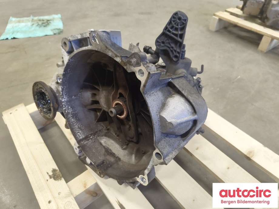 Girkasse manuell 6-trinn til Audi A3 2009-2012 (Type II, Fase 2) (AUDI|0AJ 300 041 J|0AJ 300 042 D|)