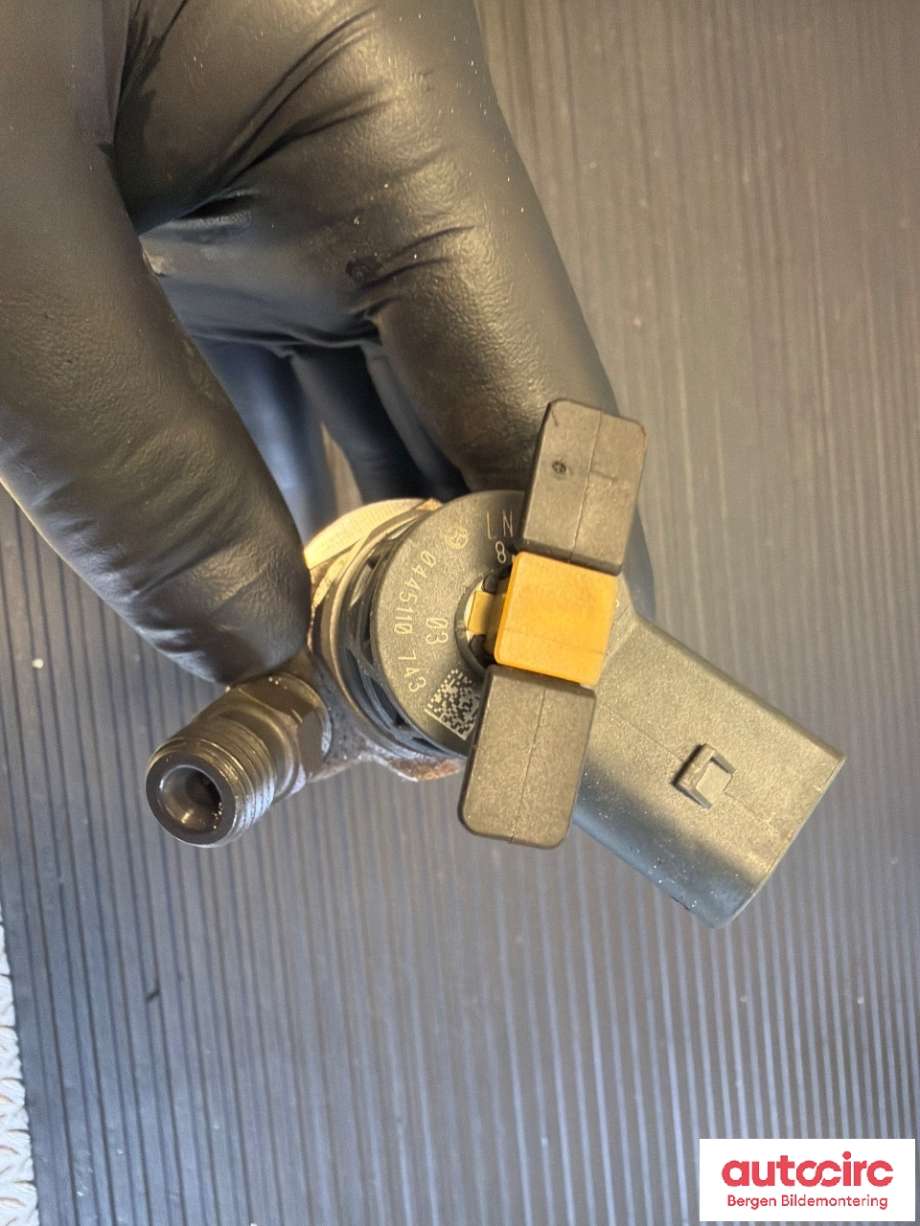 Dyse innsprøyting diesel til BMW 3-Serie 2012-2018 (F30/F31/F34) (F30/F31/F34) (BMW|13 53 8 514 148|)