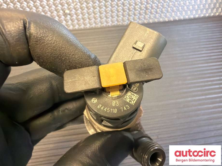 Dyse innsprøyting diesel til BMW 3-Serie 2012-2018 (F30/F31/F34) (F30/F31/F34) (BMW|13 53 8 514 148|)