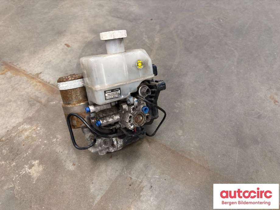 Bremsekraft-forsterker til Mitsubishi Pajero 2007-2016 (Type IV, Fase 1)  (MITSUBISHI|MR569728|)