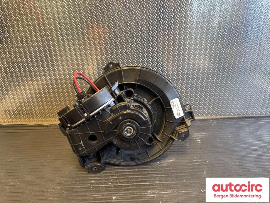 Varmeapparat motor til Mercedes Sprinter 2018-->> (907/910) (907/910) (MERCEDES|A 000 830 79 02|)