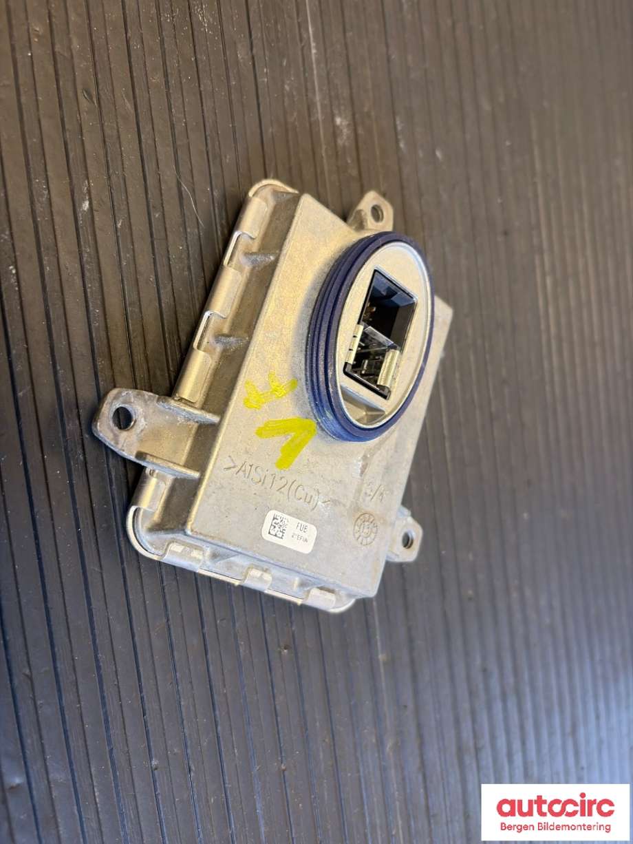 Styreenhet xenon/ballast til BMW 3-Serie 2012-2018 (F30/F31/F34) (F30/F31/F34) (BMW|63 11 7 317 408|)