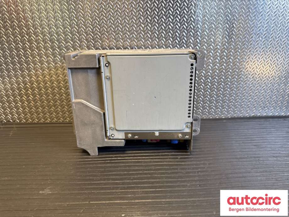 Bilstereo forsterker til Mercedes Sprinter 2018-->> (907/910) (907/910) (MERCEDES|A 247 900 19 12|A 247 900 73 06|)