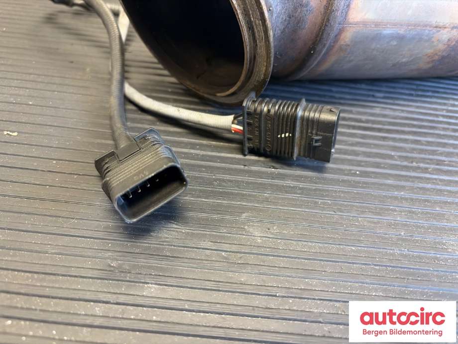 Katalysator til BMW 3-Serie 2012-2018 (F30/F31/F34) (F30/F31/F34) (BMW|18 32 8 602 882|)