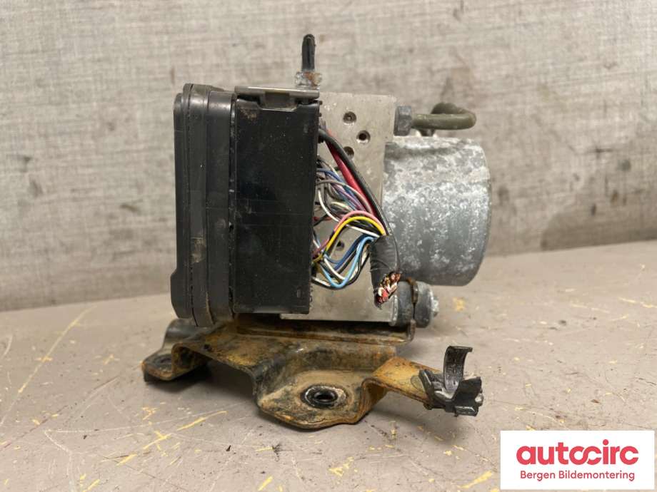 Styreenhet ABS til Toyota Hilux 2016-2020  (TOYOTA|4405071500||44540-71500)