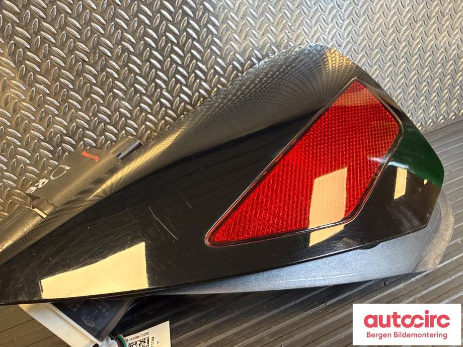 Batterilader inntak/luke til Tesla Model 3 2018-2023 (Fase 1) (TESLA|1446051-99-C|)