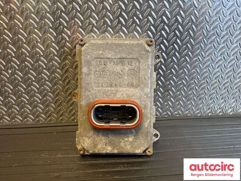 Styreenhet xenon/ballast til Mercedes GL 2006-2012 (X164) (X164) (MERCEDES|A 003 820 51 26|5DF 008 704 02)