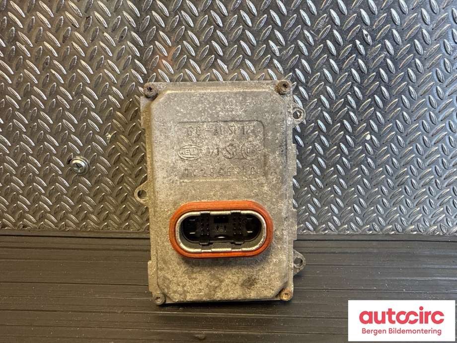 Styreenhet xenon/ballast til Mercedes GL 2006-2012 (X164) (X164) (MERCEDES|A 003 820 51 26|5DF 008 290 02)
