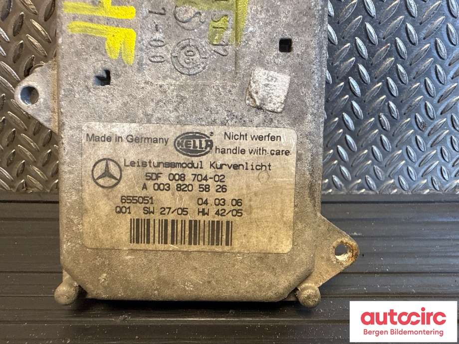 Styreenhet xenon/ballast til Mercedes GL 2006-2012 (X164) (X164) (MERCEDES|A 003 820 51 26|5DF 008 290 02)