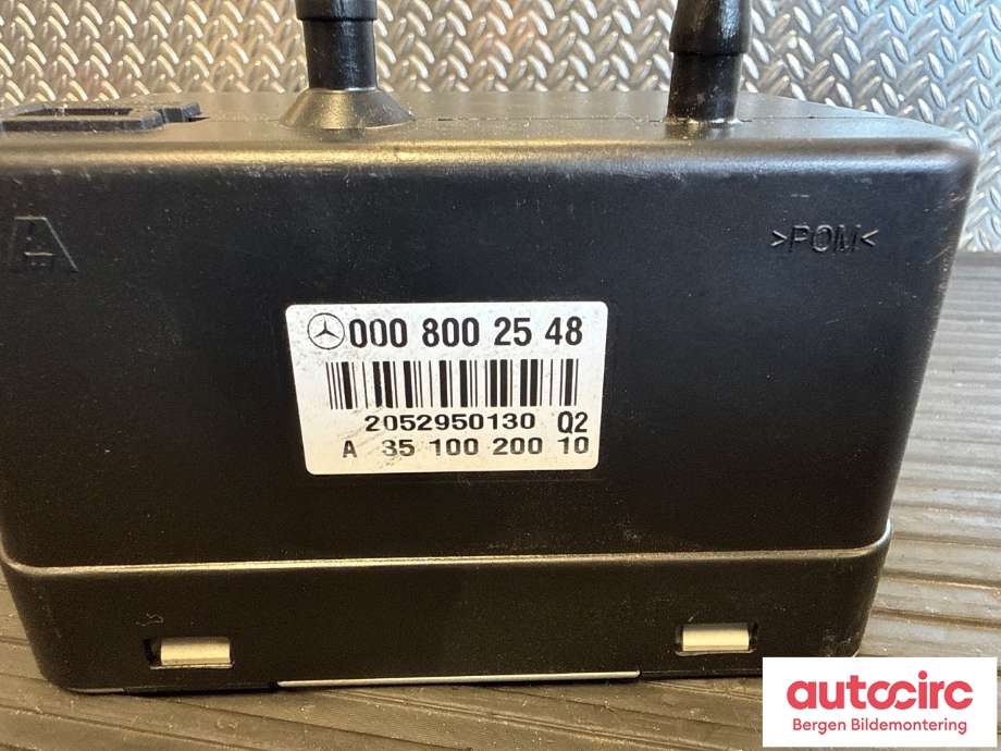 Sentrallås pumpe til Mercedes GL 2006-2012 (X164) (X164) (MERCEDES|A 000 800 25 48||A 35 100 200 10)