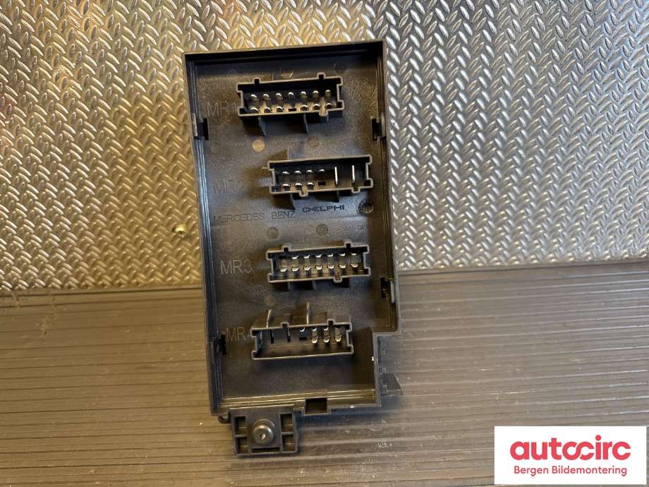 Sikringsboks til Mercedes GL 2006-2012 (X164) (X164) (MERCEDES|A 164 540 06 72|A 164 540 00 72|)