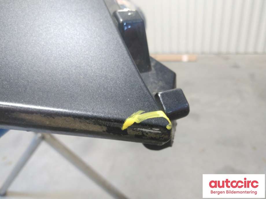 Skjerm venstre foran til Renault Zoe 2013-2019 (Fase 1) (RENAULT|631010917R|)