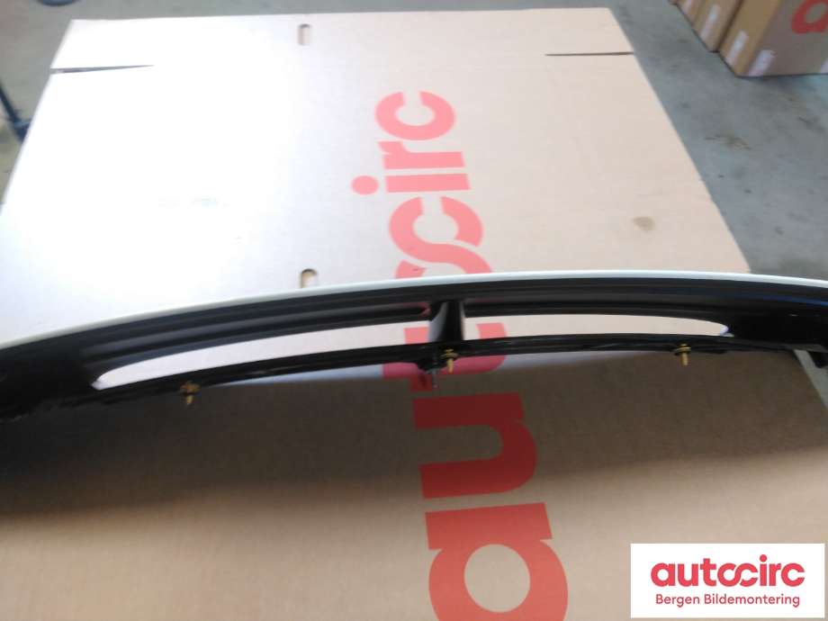 Spoiler bakluke til Jaguar I-PACE 2018-->>  (JAGUAR|T4K3871LML|J9D344210AF8LML|)