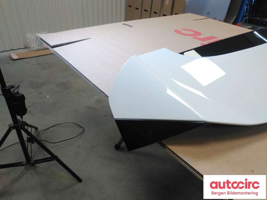 Spoiler bakluke til Jaguar I-PACE 2018-->>  (JAGUAR|T4K3871LML|J9D344210AF8LML|)