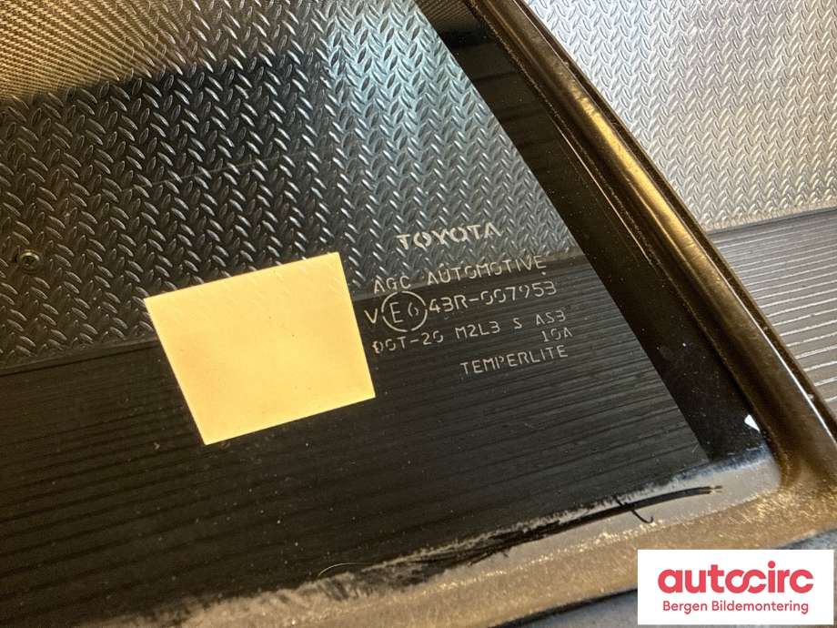 Diverse deler til Toyota RAV4 2013-2015 (Type IV, Fase 1) (TOYOTA|6272042350|)