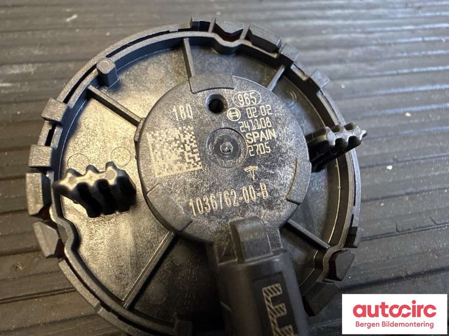 Airbag sensor høyre til Tesla Model Y 2021-2024 (Type I)  (TESLA|1036762-00-B|)