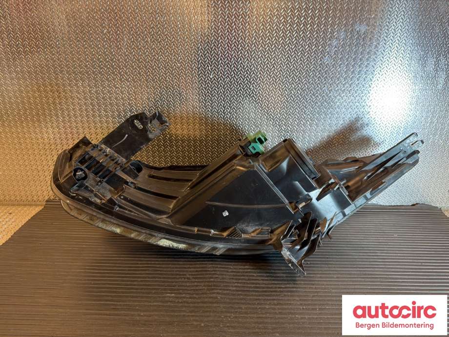 Frontlykt høyre halogen til Renault Zoe 2013-2019 (Fase 1) (RENAULT|260109891R|)