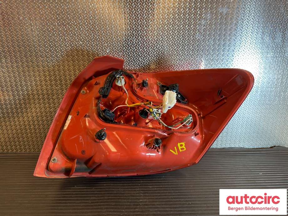 Baklykt venstre til Toyota Auris 2010-2012 (Type I, Fase 2)  (TOYOTA|8156102550|)