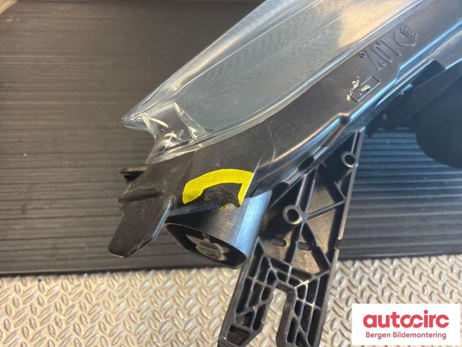 Frontlykt venstre halogen til Renault Zoe 2013-2019 (Fase 1) (RENAULT|)