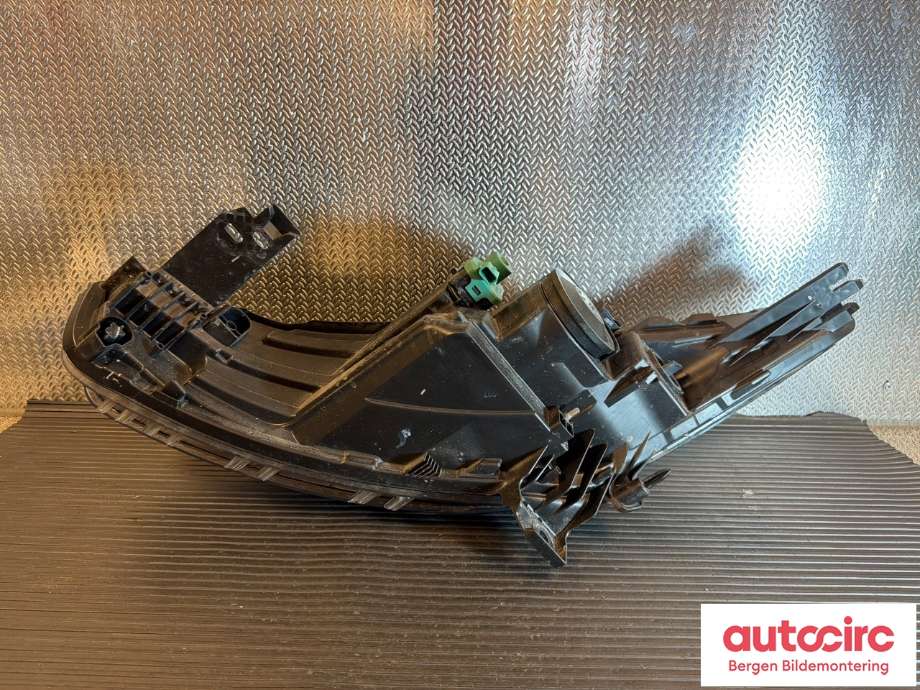 Frontlykt høyre halogen til Renault Zoe 2013-2019 (Fase 1) (RENAULT|260109891R|)
