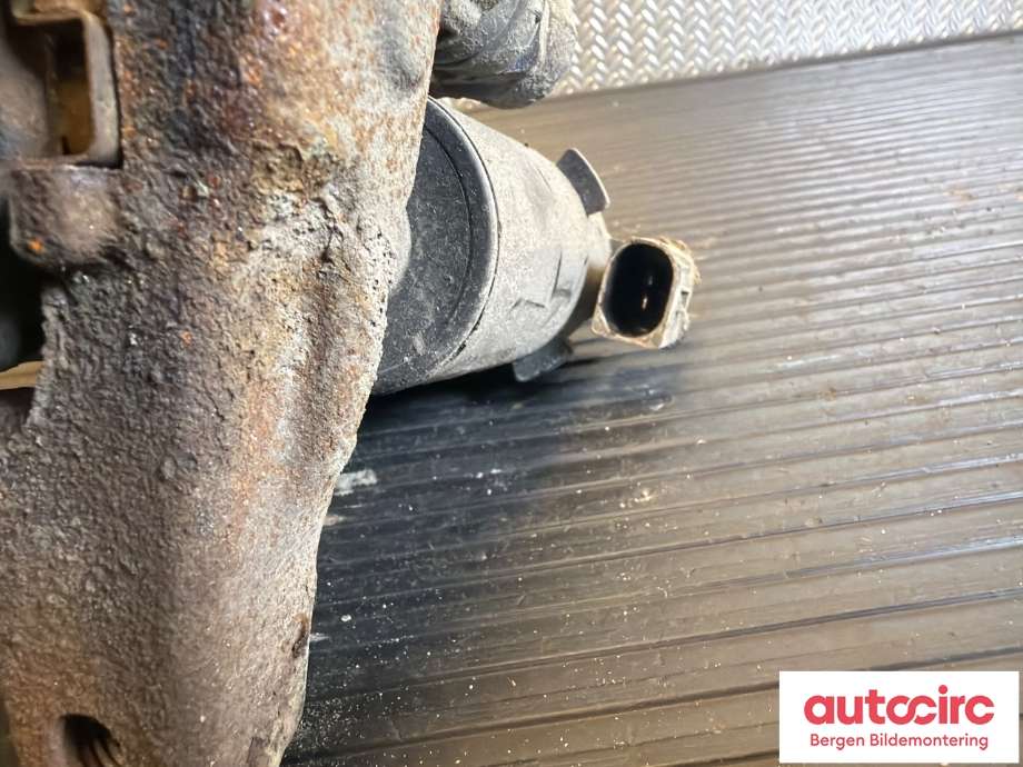 Bremsecaliper høyre bak til Mercedes EQB 2022-->>  (MERCEDES|A 247 423 40 00|)