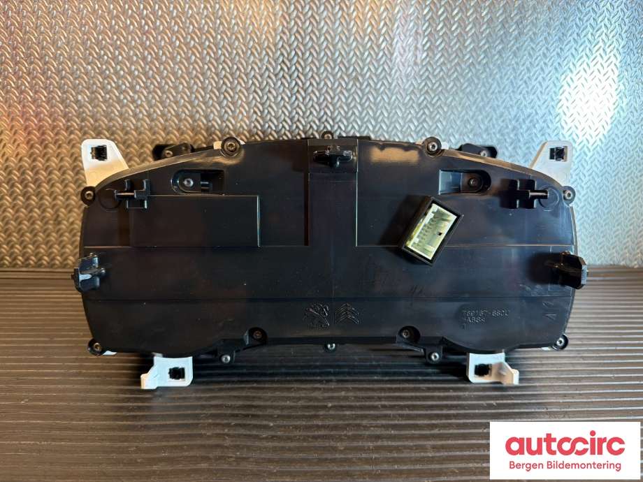 Instrumentpanel til Toyota Proace 2016-->> (Type II) (TOYOTA|SU001A7535|SU001B2731|9837472880)