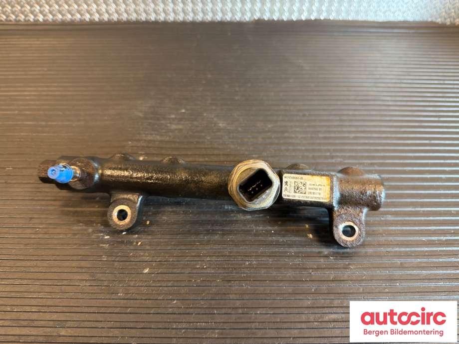 Dyseskinne (fuelrail) til Toyota Proace 2016-->> (Type II) (TOYOTA|SU001A3603||9674300080)