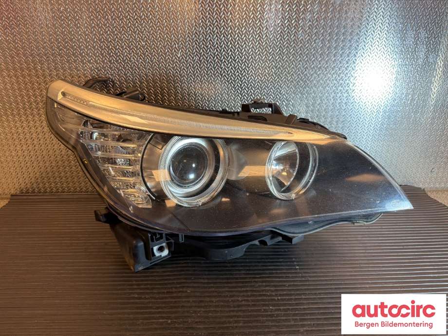 Frontlykt høyre halogen til BMW 5-Serie, 2003-2010 (E60/E61) (E60/E61) (BMW|63 12 7 177 728)