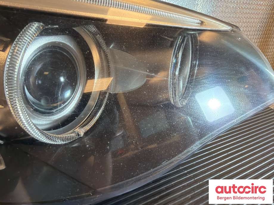 Frontlykt høyre halogen til BMW 5-Serie 2003-2010 (E60/E61) (E60/E61) (BMW|63 12 7 177 728|)