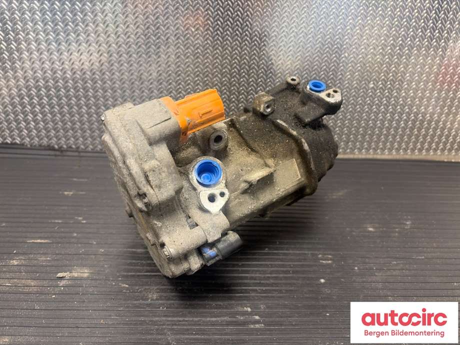 Aircondition kompressor til Mercedes EQB 2022-->>  (MERCEDES|A 000 830 77 04|)
