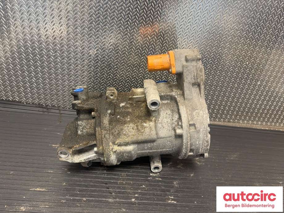 Aircondition kompressor til Mercedes EQB 2022-->>  (MERCEDES|A 000 830 77 04|)