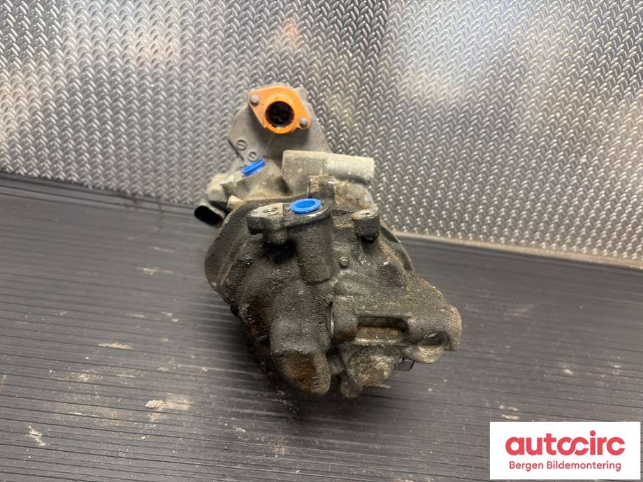 Aircondition kompressor til Mercedes EQB 2022-->>  (MERCEDES|A 000 830 77 04|)