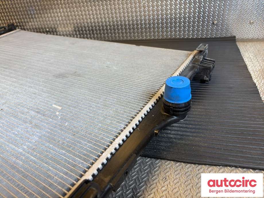Radiator (automat gir) til Mercedes EQB 2022-->> (MERCEDES|A 247 500 00 03|)