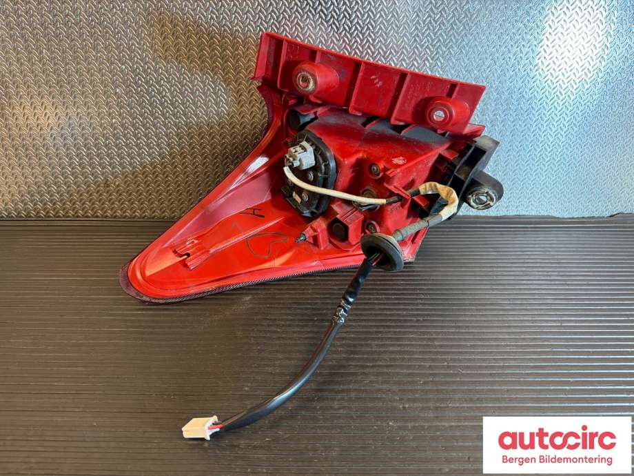 Baklykt høyre til Toyota Auris 2015-2019 (Type II, Fase 2) (TOYOTA|8155102730|)